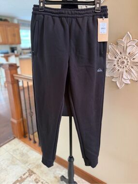 NWT Quiksilver  Jogger Sweatpants Black Onyx Men’s Small Performance Pants